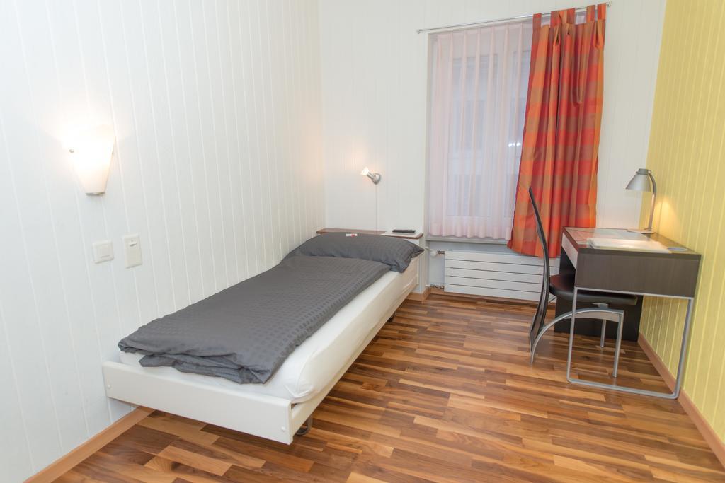 Hotel Rotes Haus Brugg  Zimmer foto