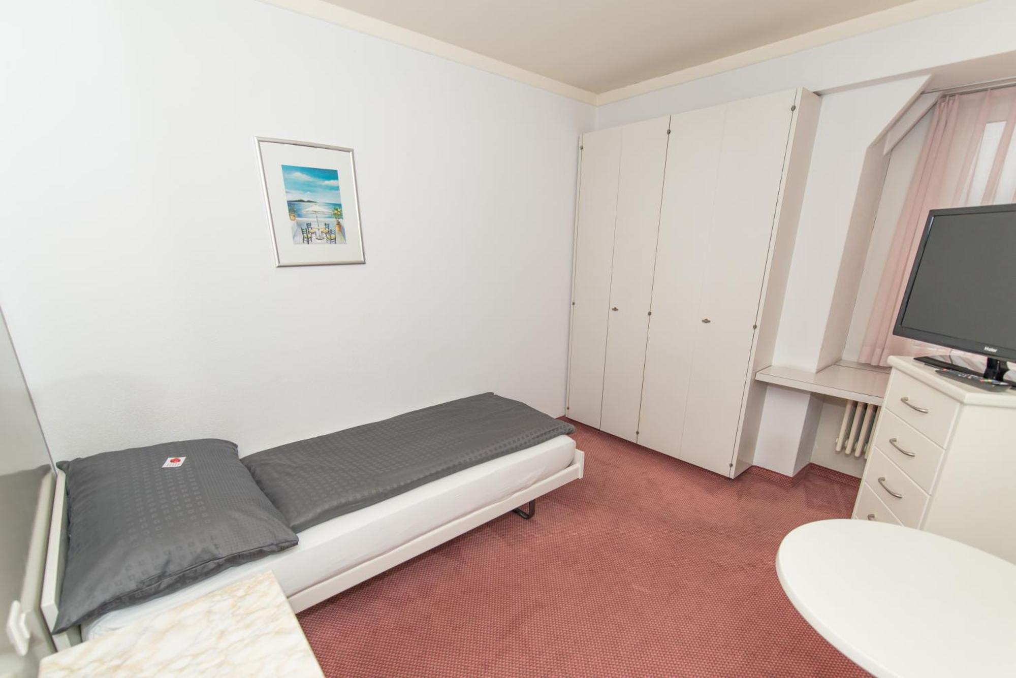 Hotel Rotes Haus Brugg  Exterior foto